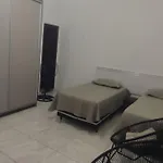 Flat próximo a faculdade UNOPAR em Jardim Piza.